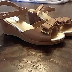 Michael kors girl dress shoes